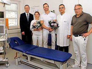Bei der Besichtigung (von links): Bürgermeister Michael Ziegler, Dr. Larissa Stubner, Dr Christian Schmidt, Wagd Mohammad und Dr. Michael Uhl Foto: Günther Geiling