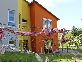 Vor wenigen Jahren wurde der Kindergarten Regenbogenland in Bad Brückenau generalsaniert und erweitert. Foto: Julia Raab