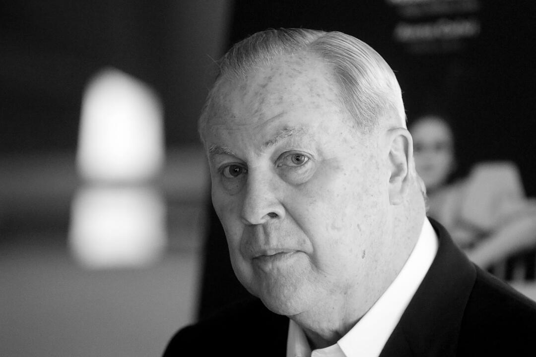 Robert Wilson: 04. Oktober 1941 - 31. Juli 2025 Robert Wilson: 04. Oktober 1941 - 31. Juli 2025