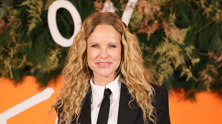 Katja Burkard hat im Podcast mit Barbara Schöneberger verraten, mit welcher Angewohnheit sie regelmäßig zu kämpfen hat.