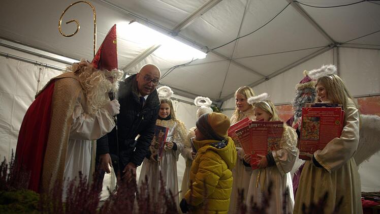 Impressionen vom Seßlacher Adventsmarkt.