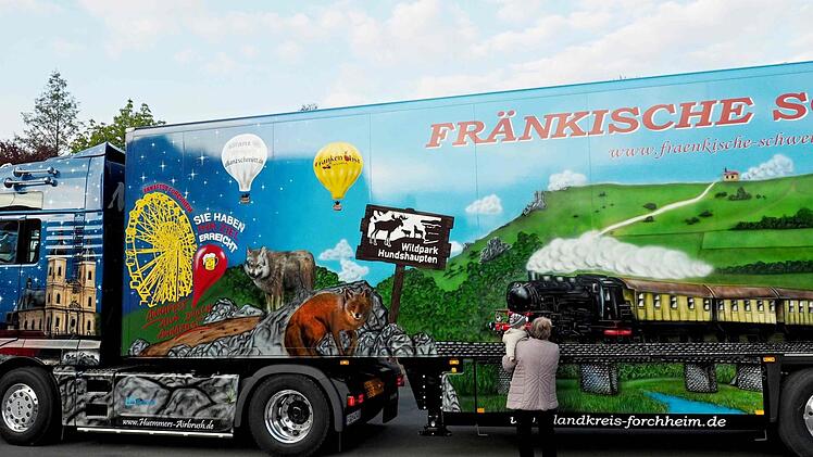 Auf dem Showtruck der Firma Meixner gibt es viel zu entdecken. Foto: Ulli Raab