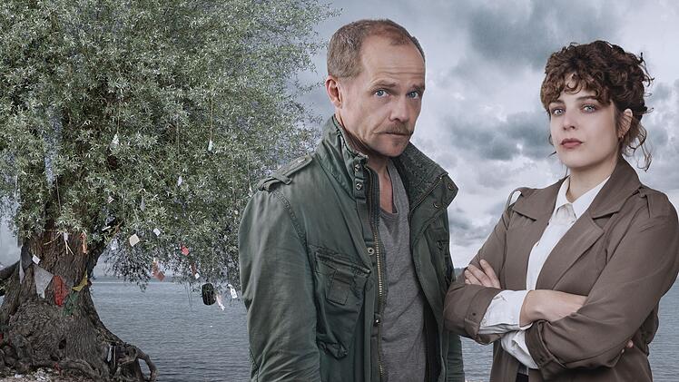 Micha Oberländer (Matthias Koeberlin) bekommt im 23. Film der Krimi-Reihe "Die Toten vom Bodensee" eine neue Kollegin. Doch die Zusammenarbeit mit Mara Eisler (Anna Werner Friedmann) gestaltet sich anfangs schwierig.