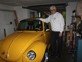 Walter Preuß und sein nächstes Käfer-Projekt  Foto: Veronika Schadeck