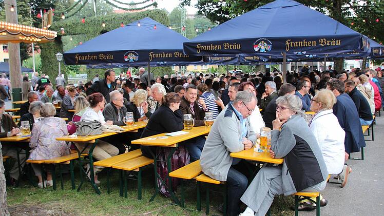 ... und viele Musikliebhaber lauschten den Klängen.  Foto: Friedwald Schedel