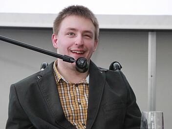 Sebastian Müller ist in seiner schulischen und beruflichen Laufbahn über sich hinaus gewachsen. Seine Geschichte gibt Impulse für das Bemühen um erfolgreiche Inklusion in der Schule. Foto: Dagmar Besand