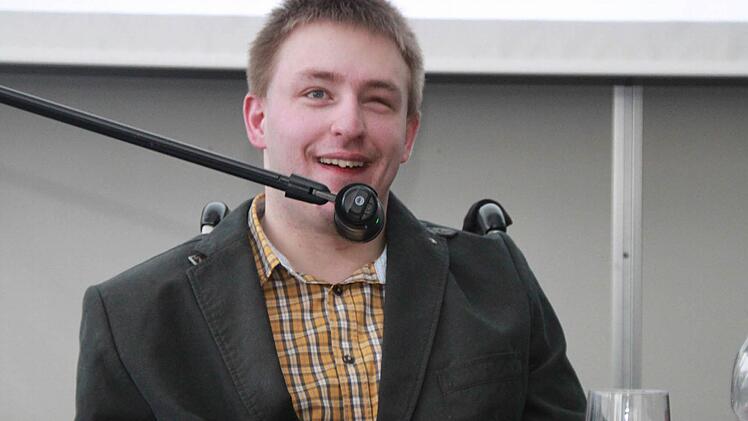 Sebastian Müller ist in seiner schulischen und beruflichen Laufbahn über sich hinaus gewachsen. Seine Geschichte gibt Impulse für das Bemühen um erfolgreiche Inklusion in der Schule. Foto: Dagmar Besand