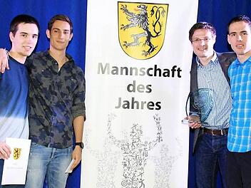 Die Neustadter Mannschaft des Jahres 2014 - die vier mal 400-Meter-Staffel des LAV 02 Neustadt (von links): Julian Dötschel, Sebastian Buga, Christoph Franke und Stefan Voigt. Foto: Jürgen Dötschel