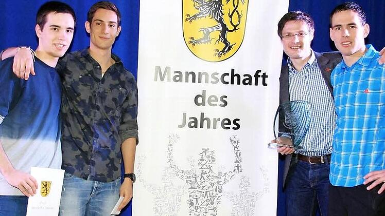 Die Neustadter Mannschaft des Jahres 2014 - die vier mal 400-Meter-Staffel des LAV 02 Neustadt (von links): Julian Dötschel, Sebastian Buga, Christoph Franke und Stefan Voigt. Foto: Jürgen Dötschel