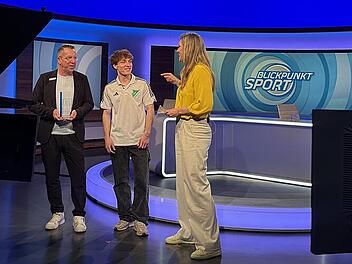 Bei Blickpunkt Sport: 1860-Trainer ehrt Kronacher Talent