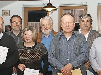 Bei der Jubiläumsfeier der Siedlergemeinschaft Lahm-Itzgrund wurden viele langjährige Mitglieder geehrt.  Foto: Michael Stelzner