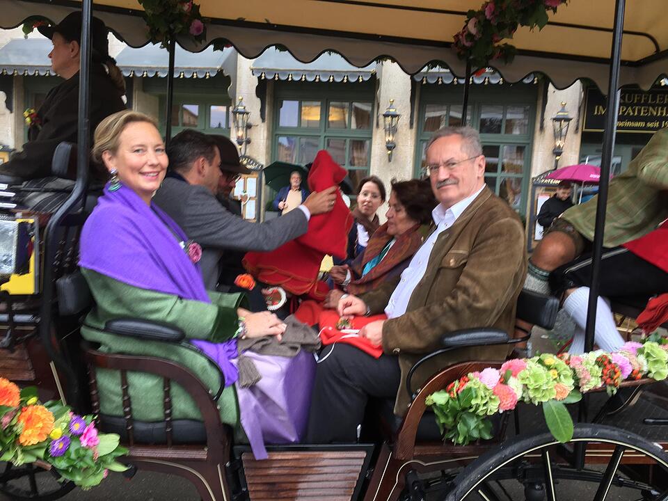 Wiesn-einzug der Winzer