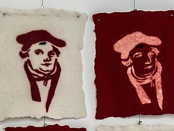 Irene Reinhardt: "Wutbürger Martin L." (Filz-Portrait im Pop-Art-Stil), zu sehen im Kunstverein CoburgFoto: Jochen Berger