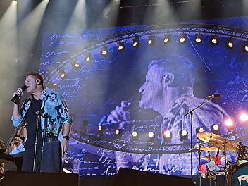 Coburger Open-Air-Sommer 2024: Pur machte den Abschluss - Sänger Hartmut Engler emotional