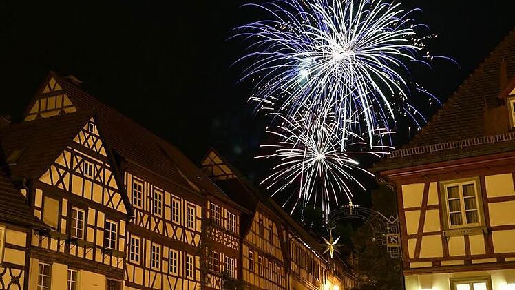 Das Feuerwerk war ein tolles Lichtspektakel. Fotos: Gerold Snater