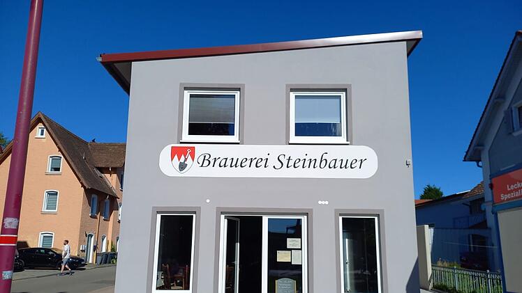 Neuendettelsau: Wohl erste Brauerei hat er&ouml;ffnet - gro&szlig;er Anklang