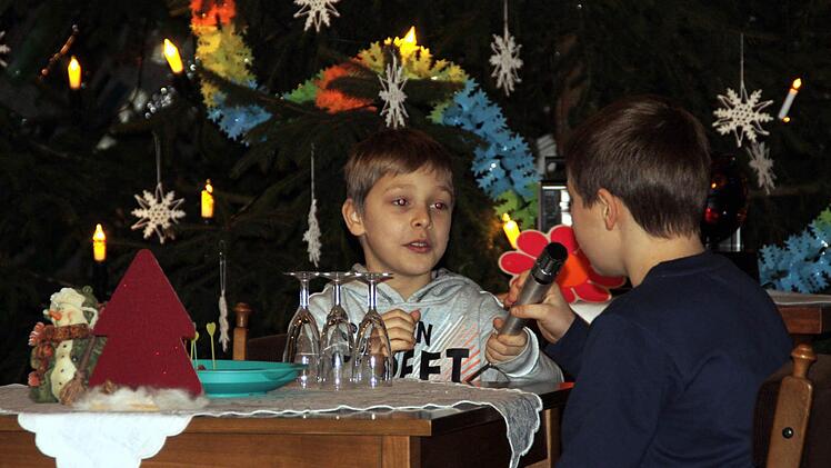 Nach der Geburt des Kindes, die Partygäste sind weitergezogen, erzählt Max Kaiser seinem Gastgeber Ken von seinem Traum, dass sein Kind ein Mensch wird, der anderen Menschen hilft und ihnen Gott nahe bringt.