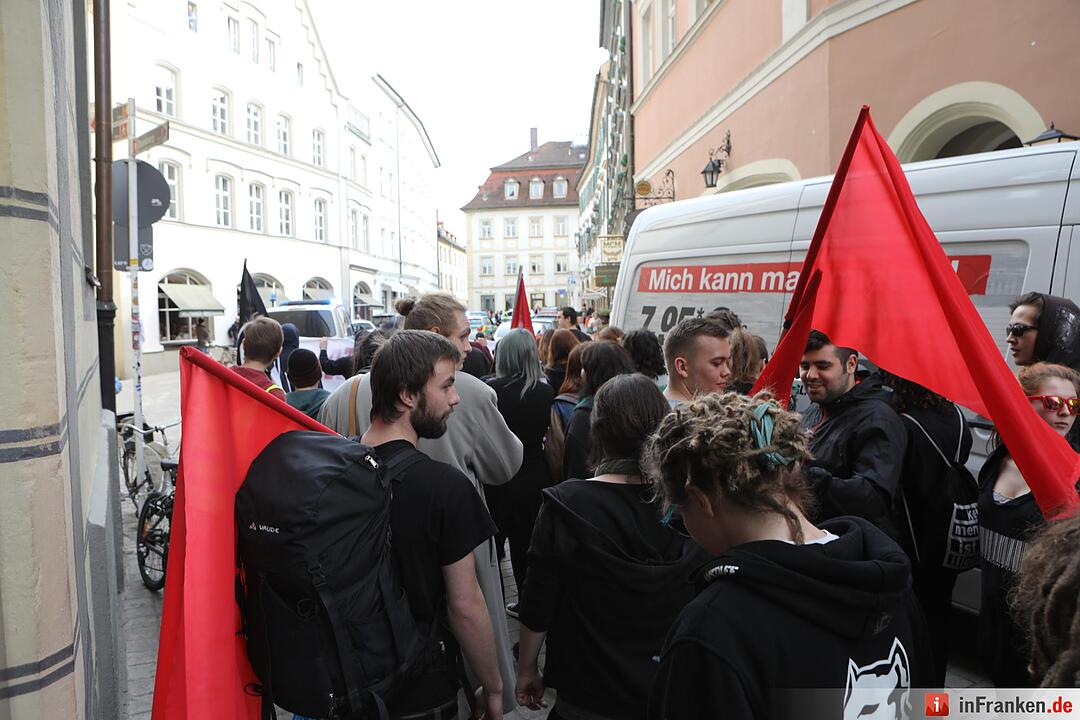 Bamberg; Demo vom Bahnhof bis zum Gefängnis der "roten Hilfe"