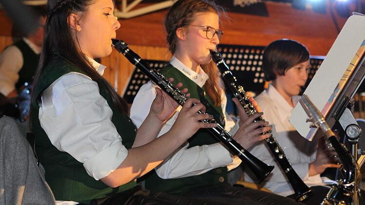 Beim Jubiläumskonzert gab es einen Querschnitt aus dem Repertoire der Musikkapelle Nordhalben.  Fotos: Michael Wunder
