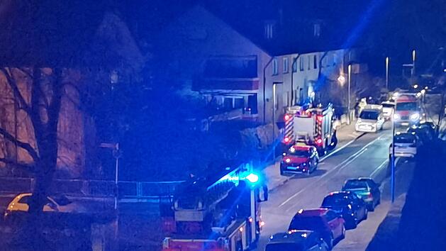 Bamberg: Feuerwehreinsatz im Haingebiet - Anwohner in Not