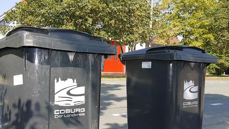 Gut gerechnet: Die    Kostenrechnung für die Müllentsorgung im  Landkreis Coburg  ist im vergangenen Jahr   bei  über vier Millionen Euro Gesamtvolumen fast genau ausgeglichen ausgefallen.Berthold Köhler