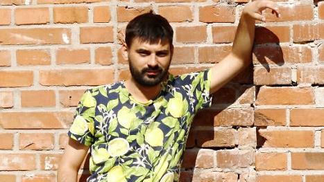 Als "Sachkundiger für alte Gemäuer" wird Nicki Lang zu historischen Stationen im Zentrum von Stadtsteinach führen. Fotos: Klaus Klaschka