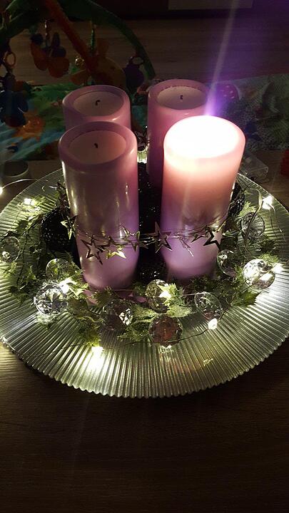 Lesergalerie: Adventskränze