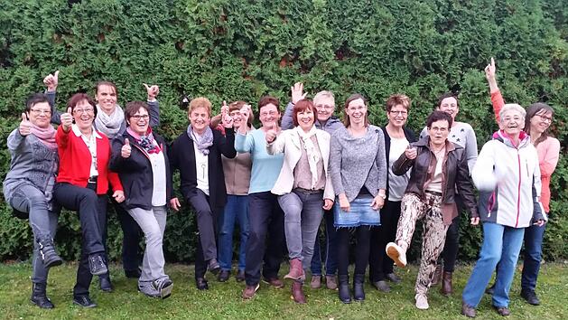 Eine lustige Truppe, die Gymnastikdamen. Helga Vierheilig