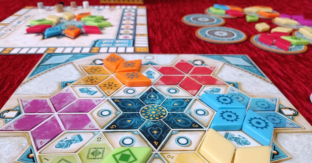 Brettspiele im Test: Azul, Cascadia, Karuba - das sind die besten