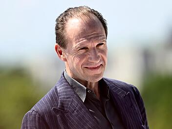 Um Lord Voldemort bestmöglich verkörpern zu können, griff Ralph Fiennes zu einer ungewöhnlichen Lösung.