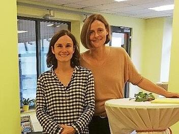 Die hauptamtlichen Mitarbeiterinnen Lea Beifu&szlig; (l.) und Katja Kreuz