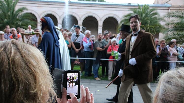 Eindrücke von Rakoczy-Ball und Gläser-Polonaise. Foto: Ralf Ruppert