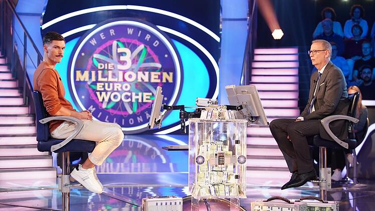 Sven G&uuml;nther Chalupa verbraucht schnell seine Joker und nimmt lieber die sicheren 8.000 Euro mit.