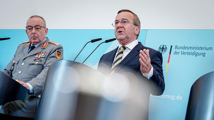 Verteidigungsminister stellt deutsche Milit&auml;rstrategie vor