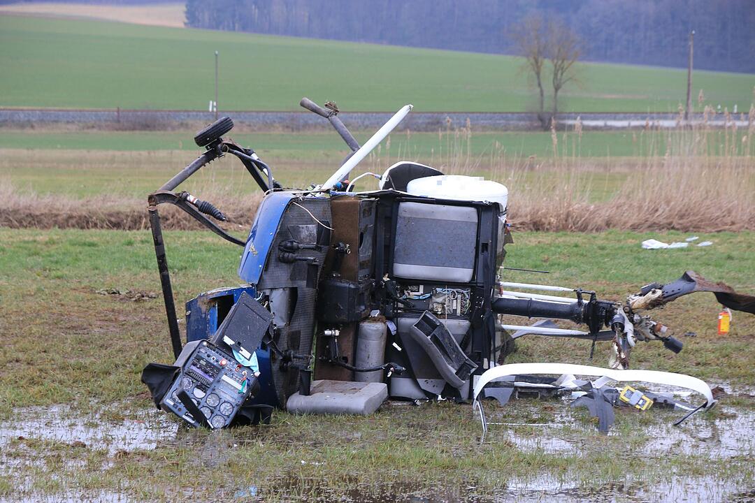 Hubschrauber stürzt bei Rentweinsdorf ab