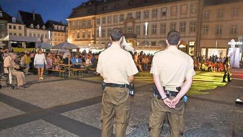 In der Innenstadt sind während des Festivals verstärkt Streifen in Uniform oder Zivil unterwegs. Foto: Riegerpress