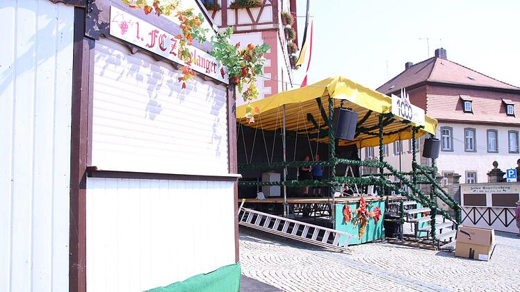 Am Samstagnachmittag eröffnen die Stände auf dem Marktplatz. Jutta Rudel