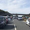 Stau nach tödlichem Unfall auf A3: Ein Autofahrer fuhr rückwärts über die Rettungsgasse zurück. Foto: inFranken.de