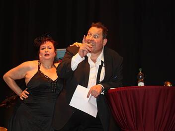 Lizzy Aumeier und Ottfried Fischer in Uehlfeld. Foto: Sonja Werner
