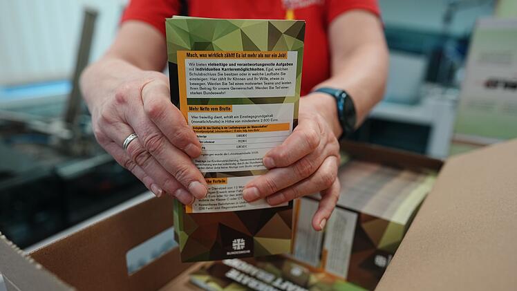 Neuer Wehrdienst - Erste Frageb&ouml;gen werden verschickt