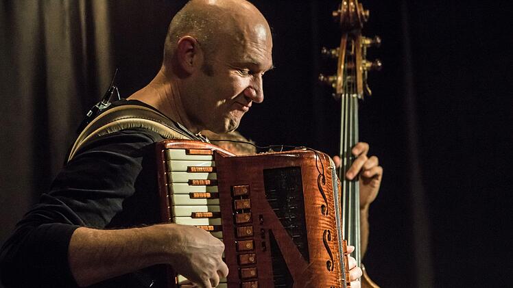 Das Trio Tango Transit gastierte in der Reihe Elsa 47 im Elsicher Dorfhaus.Foto: Jochen Berger