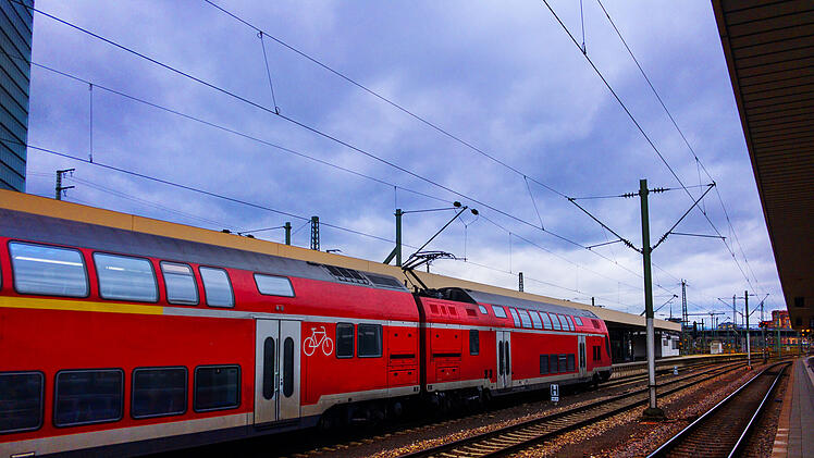 Zug, Deutsche Bahn, DB