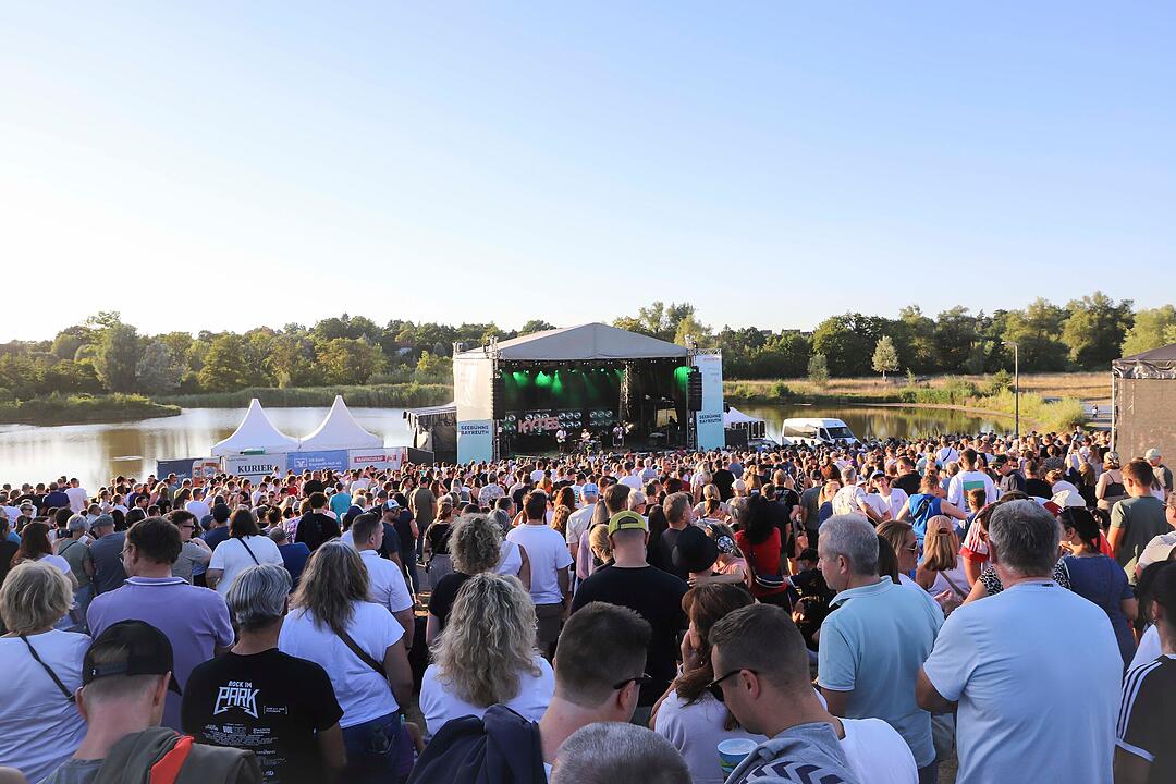 Sommertour unter dem Motto &bdquo;30 wunderbaren Jahren&ldquo;