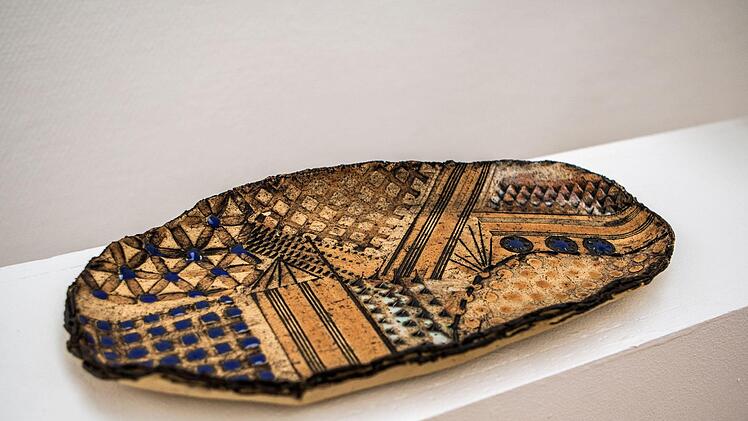 Ausstellung der Sommerakademie im Coburger Kunstverein: Schale von Ilka Behrens.Foto: Jochen Berger