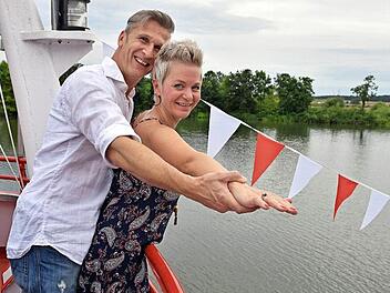 Uta Deiters und Harry Steinmetz fühlten sich sichtlich wohl bei der Rockparty auf dem Schiff MS Franconia.