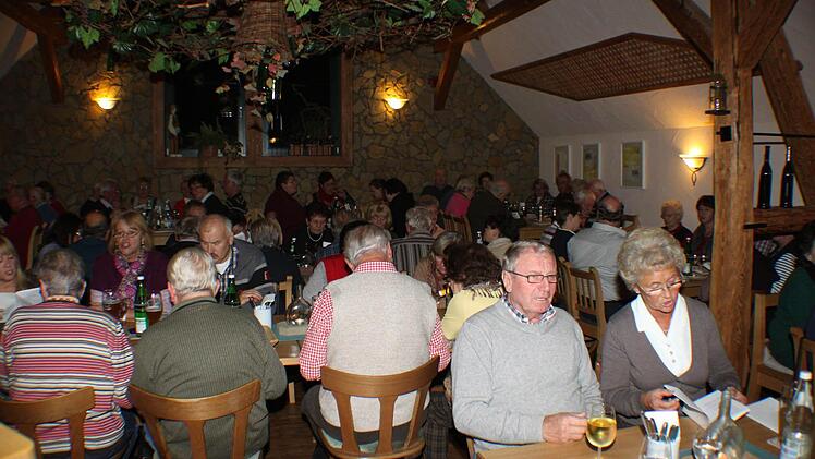 Mehr als 80 Besucher waren zum Wirtshaussingen zusammengekommen. Foto: may