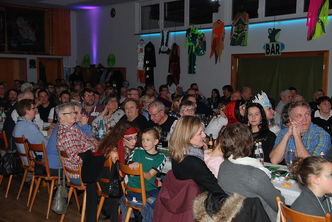Prunksitzung in Laub