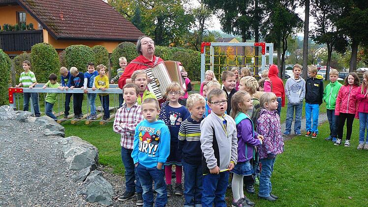 "Hurra, hurra, wir haben Pause" jubilierte die Erste um Michael Schellenbach. Foto: Klaus-Peter Wulf