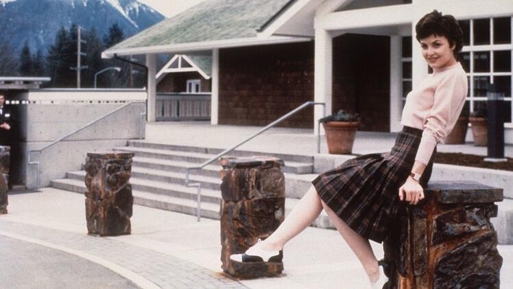 Zwischen Horrorshow und amerikanischer Seifenoper: Audrey Horne (Sherilyn Fenn) hat einen Crush auf Dale Cooper.