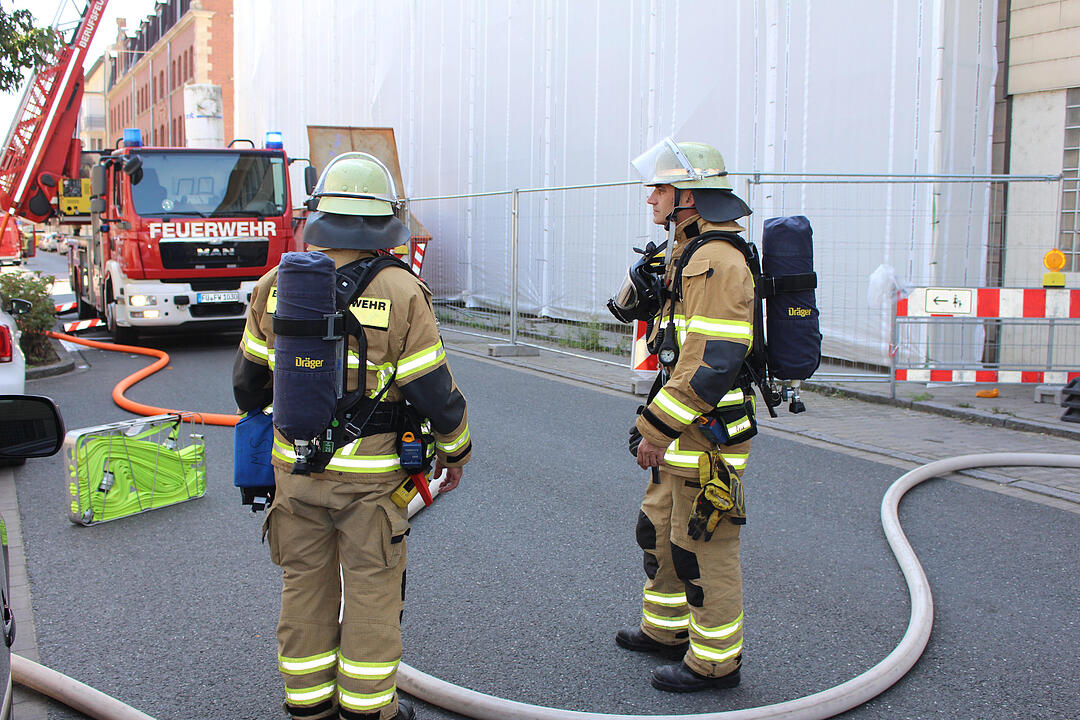 Fürth: Brand auf dem Dach des Landesamtes für Statistik